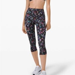 Lululemon Fast Free Crop II Activate Floral Multi 19" Nulux Size 10
